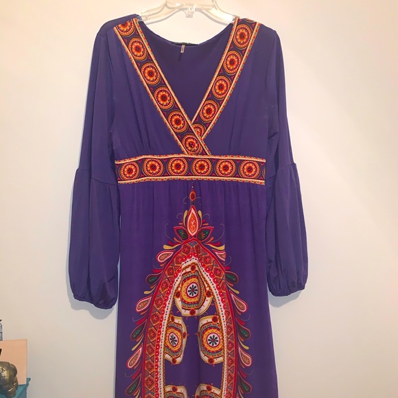 Purple Lycra pattern dress - Picture 1 of 3